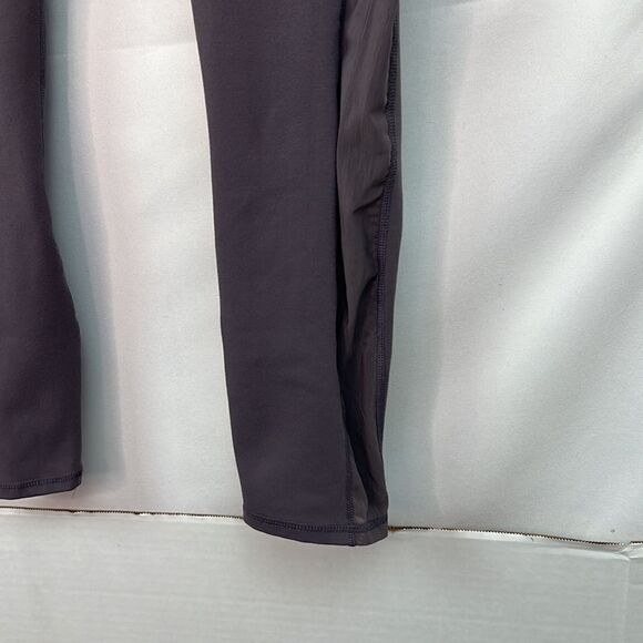 Fabletics Dusty purple mesh accent leggings with pockets EUC - Picture 9 of 14